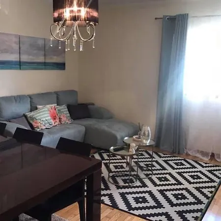 Apartamento Amarante Lägenhet