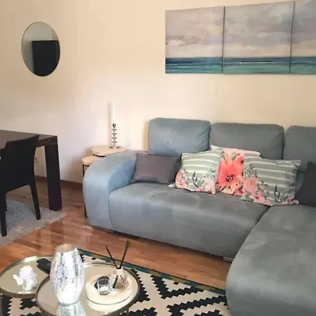 Apartamento Amarante Lägenhet